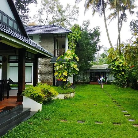 Mayas Beach House Mararikulam Exterior foto