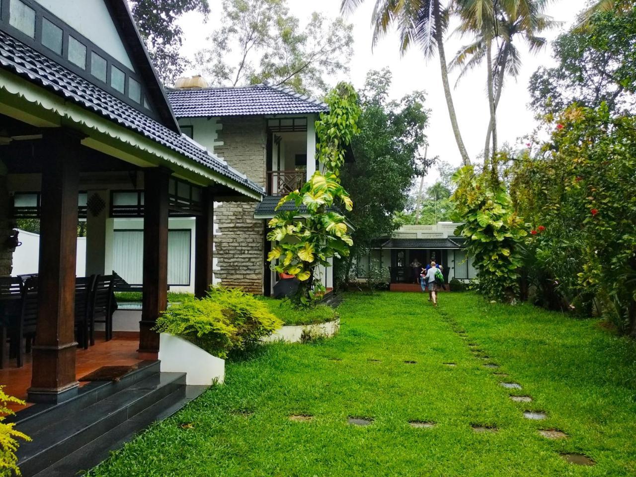 Mayas Beach House Mararikulam Exterior foto